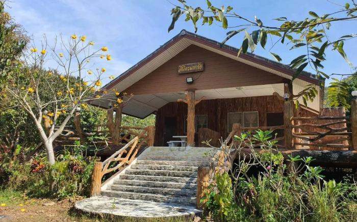 Rai Phu Tawan ไร่ภูตะวัน สวนผึ้ง