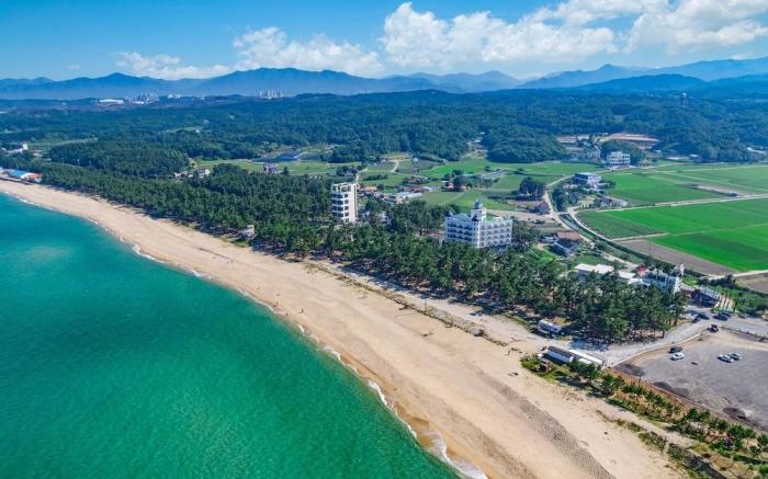 Gangneung Attirangce Poolvilla and Spa Pension Pet Friendly