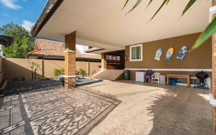 Phuket Seaview 6-Bedroom Pool Villa By Angel Villa