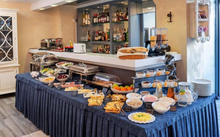 Sephia Hotel