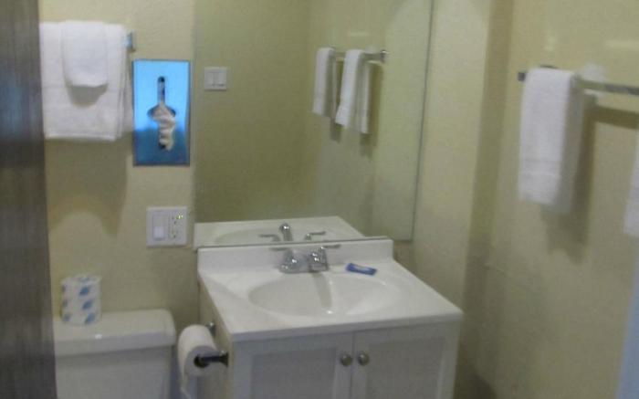 Travelors lodge eads colorado