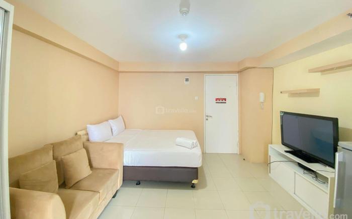 Cozy Studio at 30th Floor Bassura City By Travelio