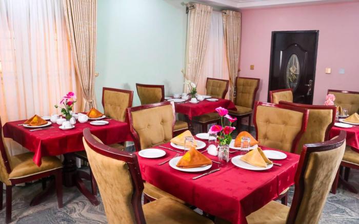 Madaki's Executive Suites