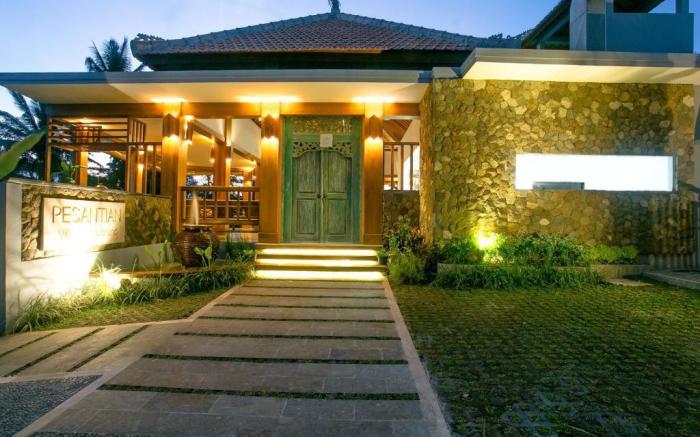 Pesantian Villa