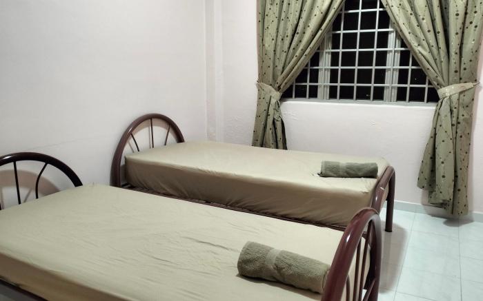Melaka homestay budget condo 6pax