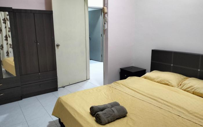Melaka homestay budget condo 6pax
