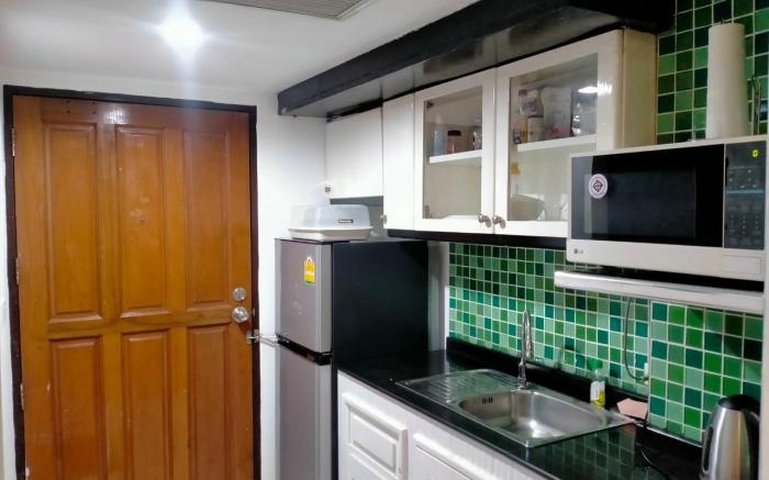 Omni Tower Sukhumvit Nana Direct