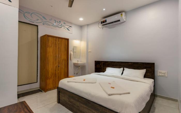 HOTEL SAHEB EXECUTIVE RESTAURANT AND LODGING