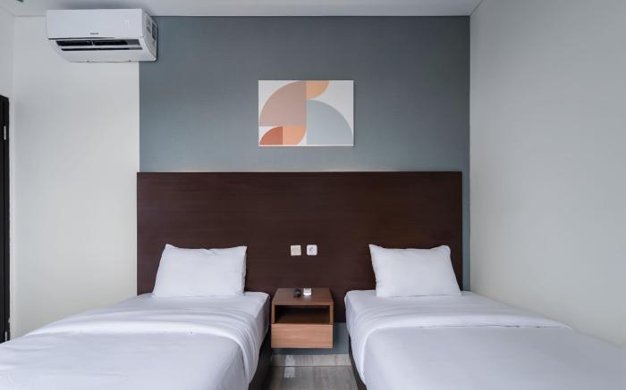 Cove West Inn Cihampelas