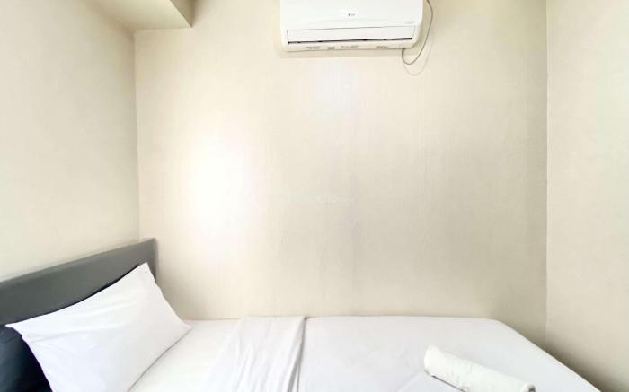 Nice 2BR Gateway Ahmad Yani Cicadas By Travelio