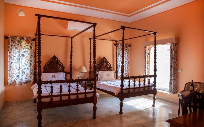 Shahpura Abhaneri Resort