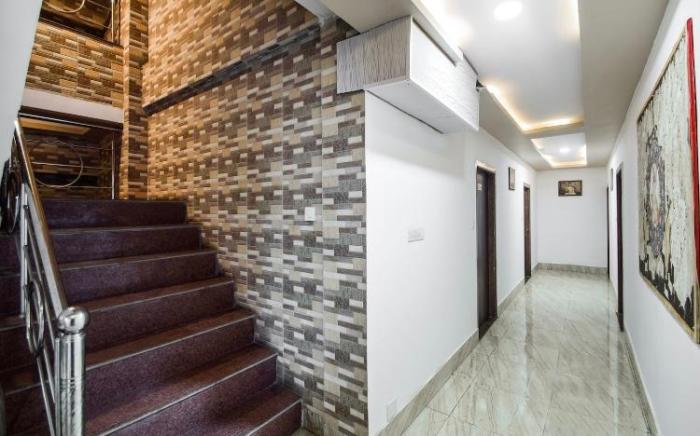 Hotel Tak International
