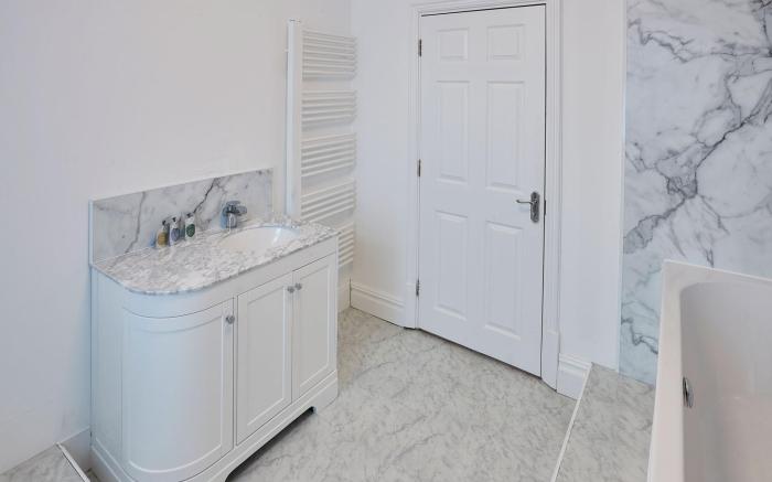 Host & Stay | Captain’s Deck Seafront Apartment