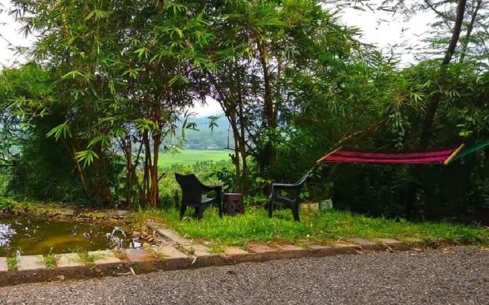 Casita Greens A-frame Hut