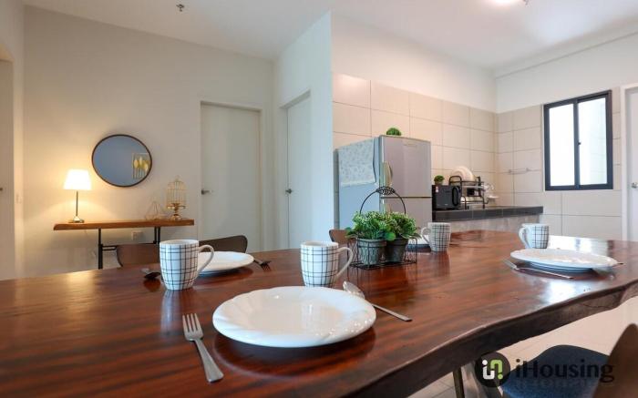 OngKimWee 3BR Condo NearbyJonker 2111 I Housing
