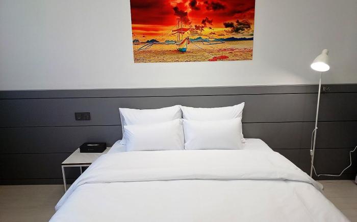 Hi & Hotel