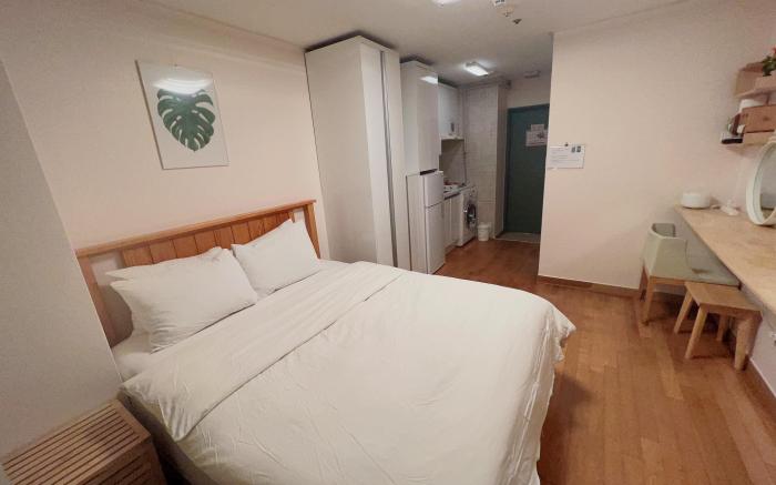 Whouse-sinchon