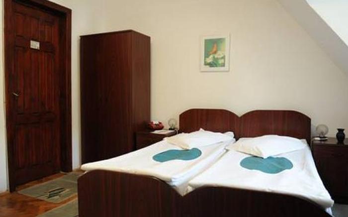 Hotel Rina Cerbul
