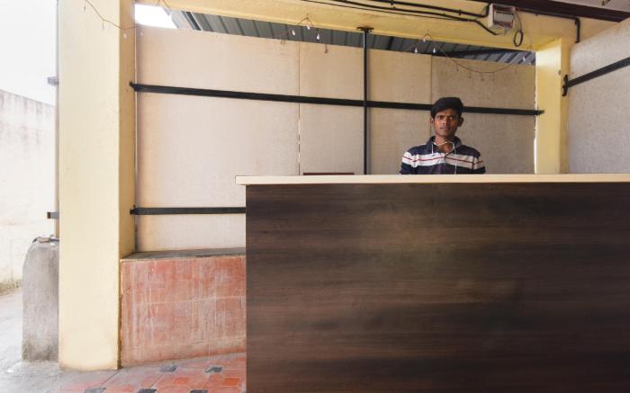Hotel O Swaraj Bar And Resto & Lodging