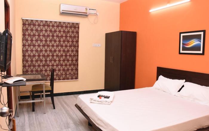 Aishwaryam Deshna Service Apartment