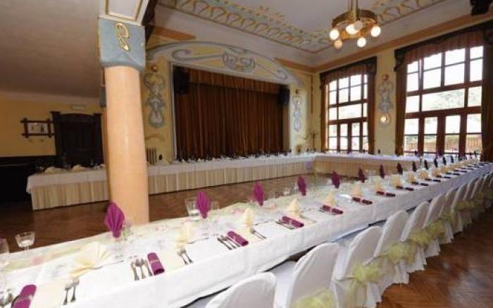 Hotel U Zeleneho stromu