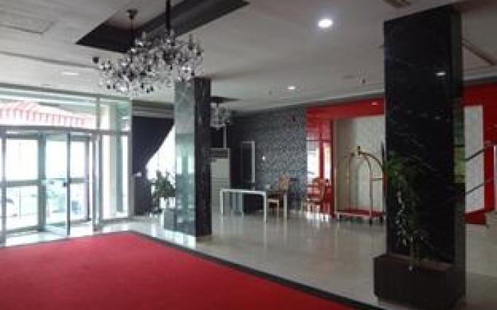 Imperial Suites Hotel