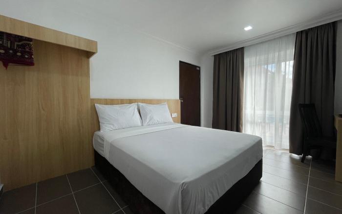 DSH Batu Burok Beach Resort