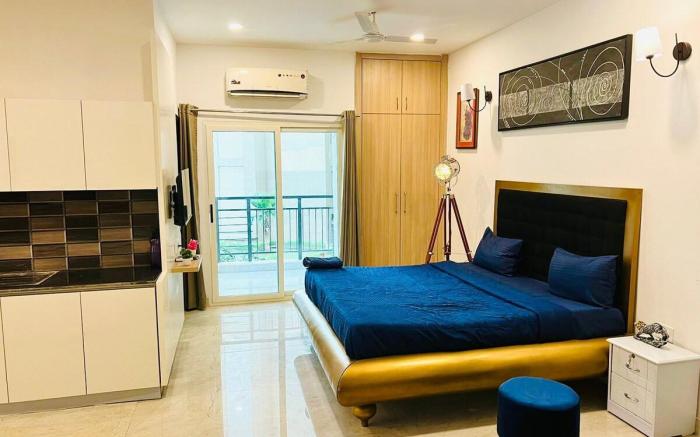Luxury 2bhk BY NOIDA STUDIOS 