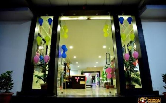 HOTEL DEVRAJ PALACE 