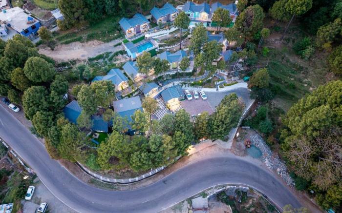 DLS Nature Trinket Resort – Dalhousie with Swimming Pool