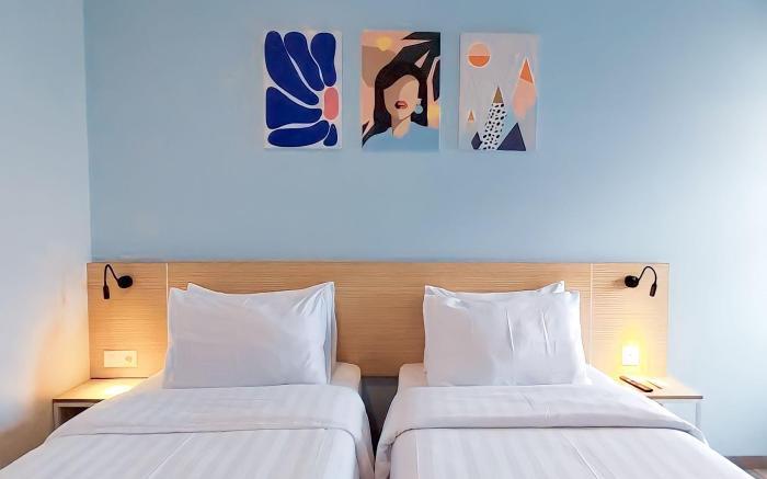 Front One Hotel Pasir Koja Bandung