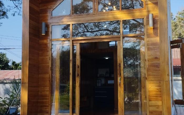 Nan Happy Cottage 1