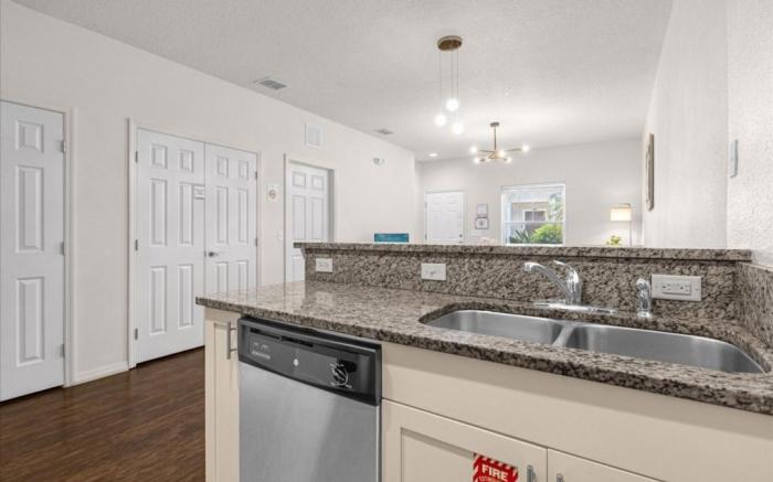 Bedrooms  2 Bathrooms  Lucaya Village 22-103