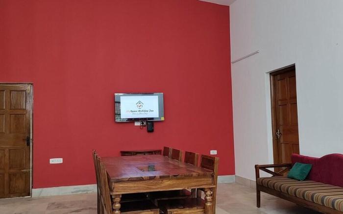 Myspace Holiday Inn Ooty(PRS101)