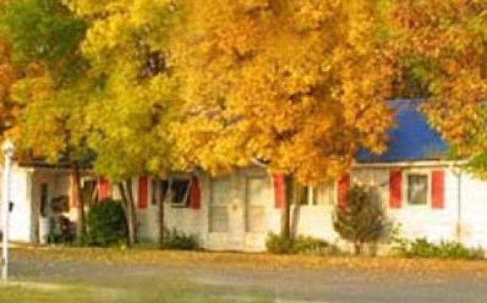 Bluebird Motel