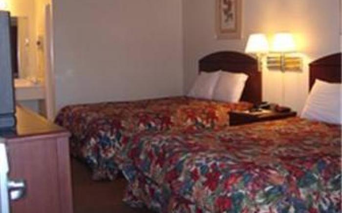 Cedar Creek Inn