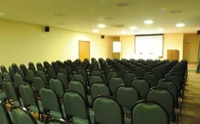 Ramada by Wyndham Furnaspark