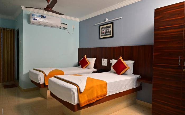 Hotel Amulyam residency