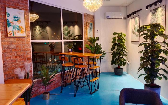 Co.Living Hostel Bandar 
