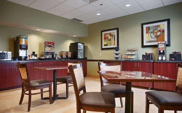 Best Western Airport Inn and Suites Cleveland