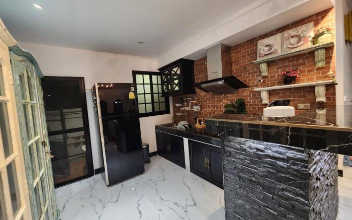 T1-Tuscany Pool Villa-Bang Saen