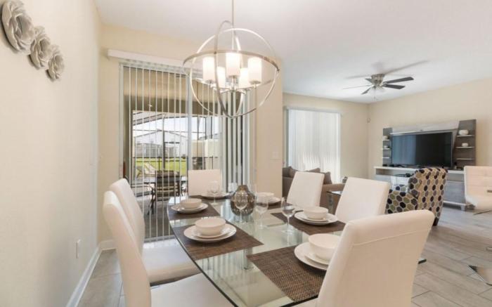 Bedrooms  3 Bathrooms  Storey Lake 4853 RC
