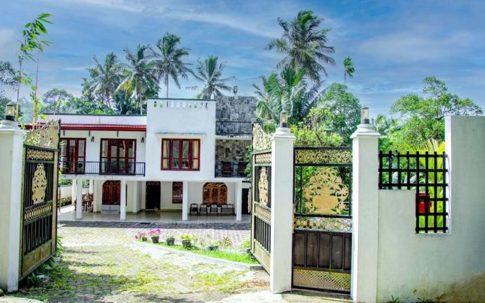 Healand Holiday Bungalow & Restaurant