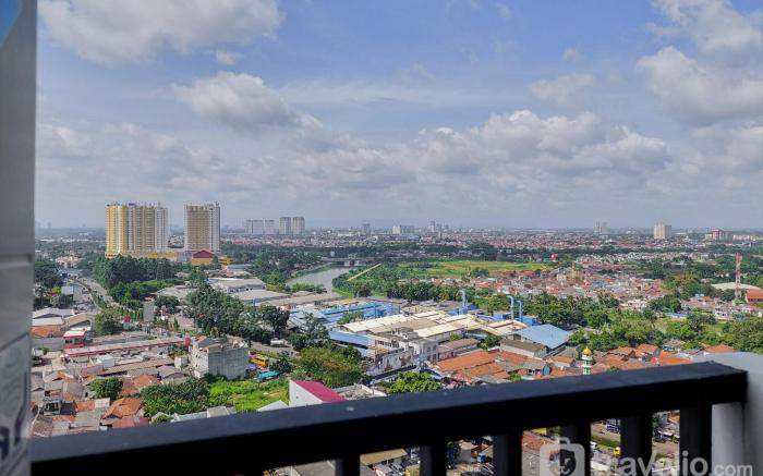 Nice Studio at Tree Park City Cikokol By Travelio