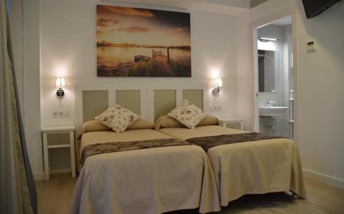 HOTEL DOÑA LINA