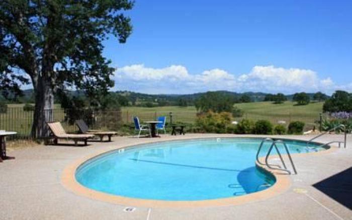 Shenandoah Inn, MAJOR CREDIT CARDS REQUIRED for check in
