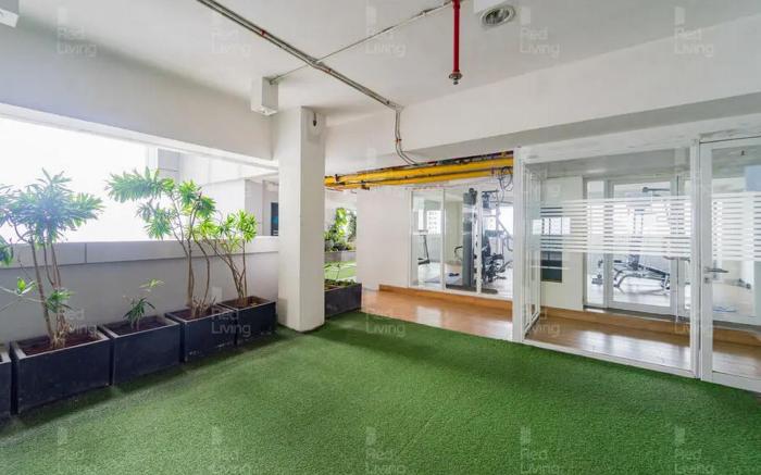 RedLiving Apartemen Grand Kamala Lagoon - Icha Rooms Tower Barclay South with Netflix