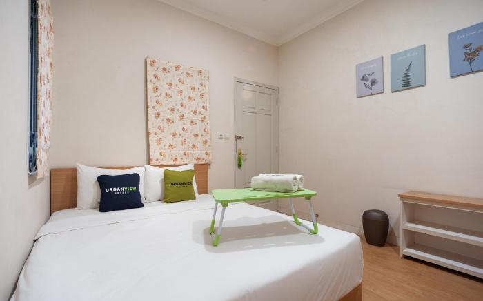 Urbanview Hotel Jagakarsa by RedDoorz