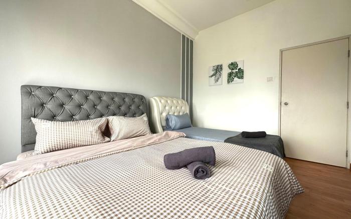 B2004 Platino 4Bedroom Netflix Paradigm Mall STAY