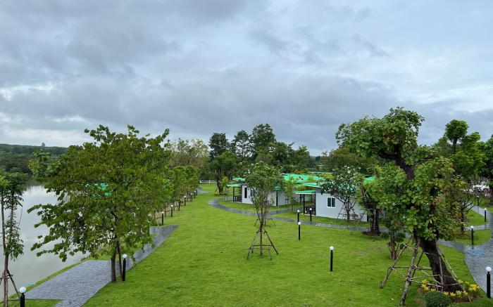 J. Johnny Resort